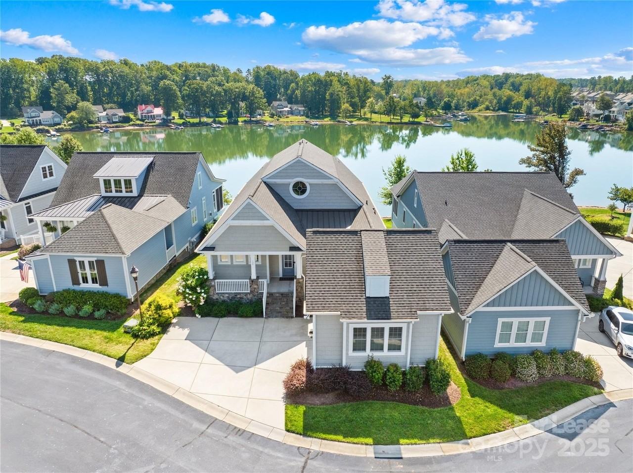 124 Sisters Cove Court - Photo 2 of 46