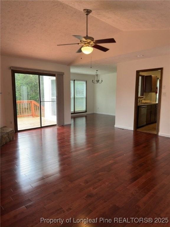 5960 Laguna Dr - Photo 5 of 10