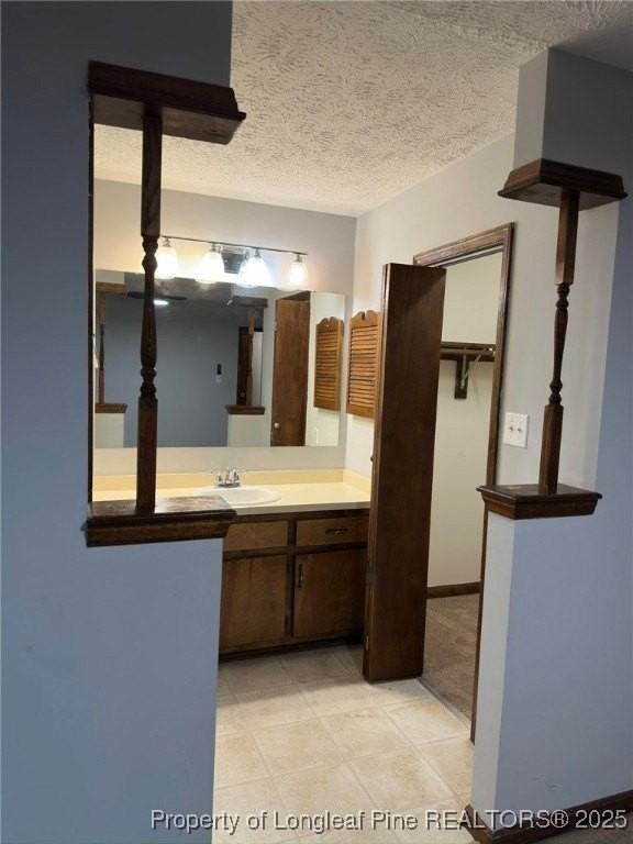 5960 Laguna Dr - Photo 7 of 10