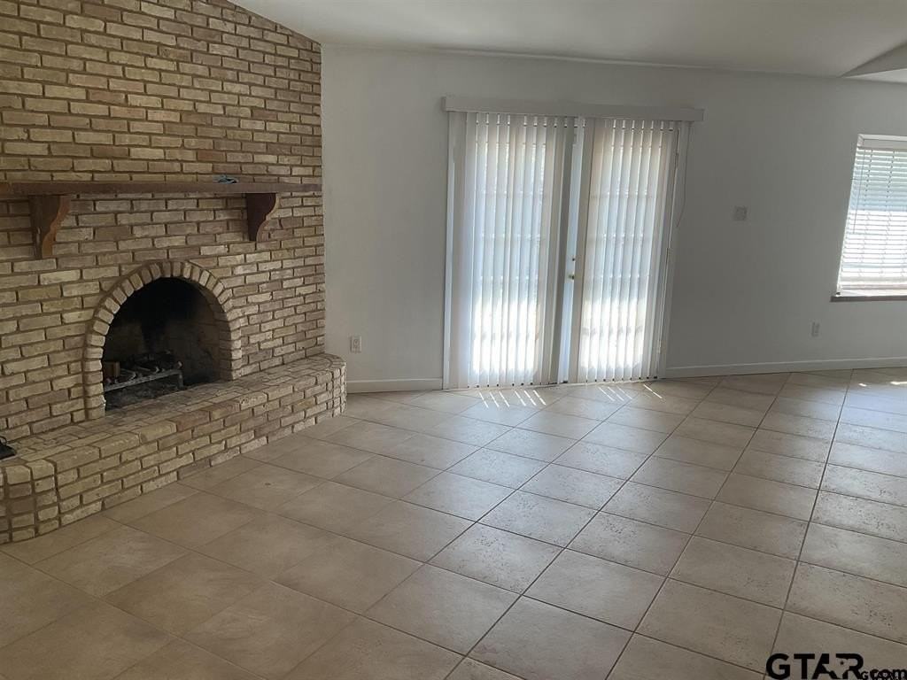 5101 Foxglove Cir - Photo 2 of 12