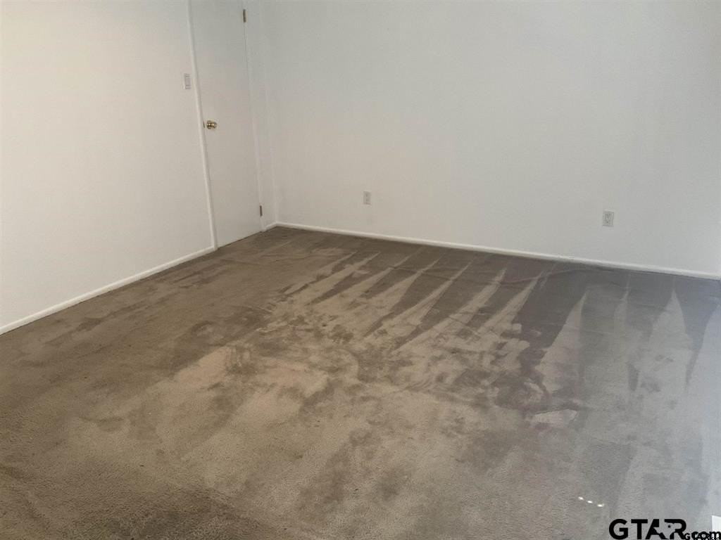 5101 Foxglove Cir - Photo 7 of 12