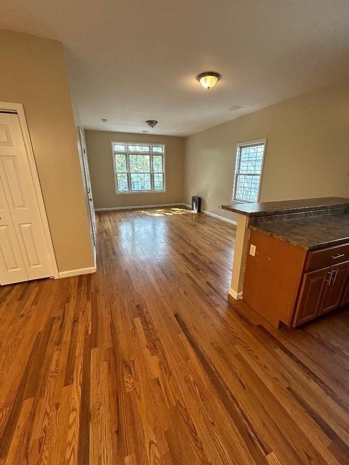 34 Van Nostrand Ave #2 - Photo 2 of 16