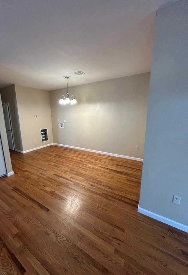 34 Van Nostrand Ave #2 - Photo 4 of 16