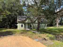 featured image of 502 W Drew St Unit A