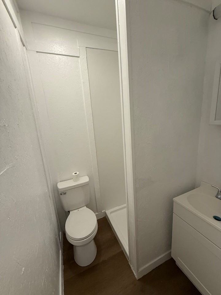 502 W Drew St Unit A - Photo 7 of 15