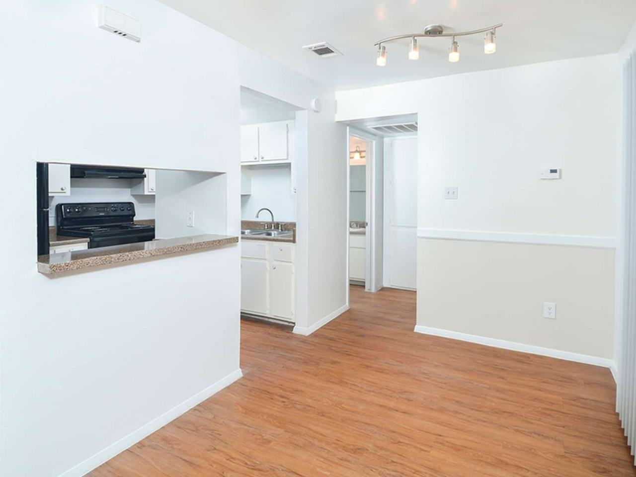 Barton Skyway & S 5th St #139 - Photo 2 of 8