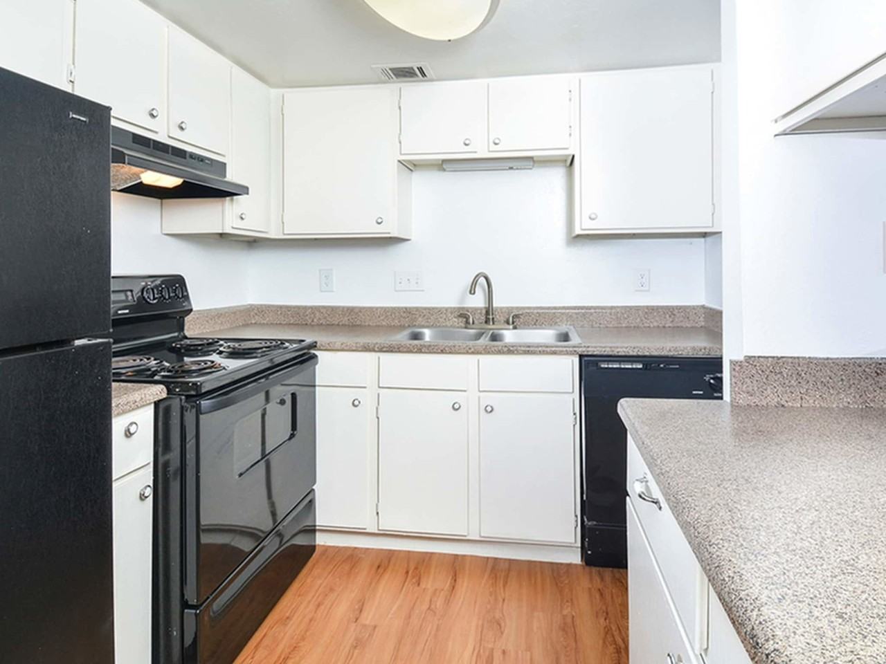 Barton Skyway & S 5th St #139 - Photo 3 of 8