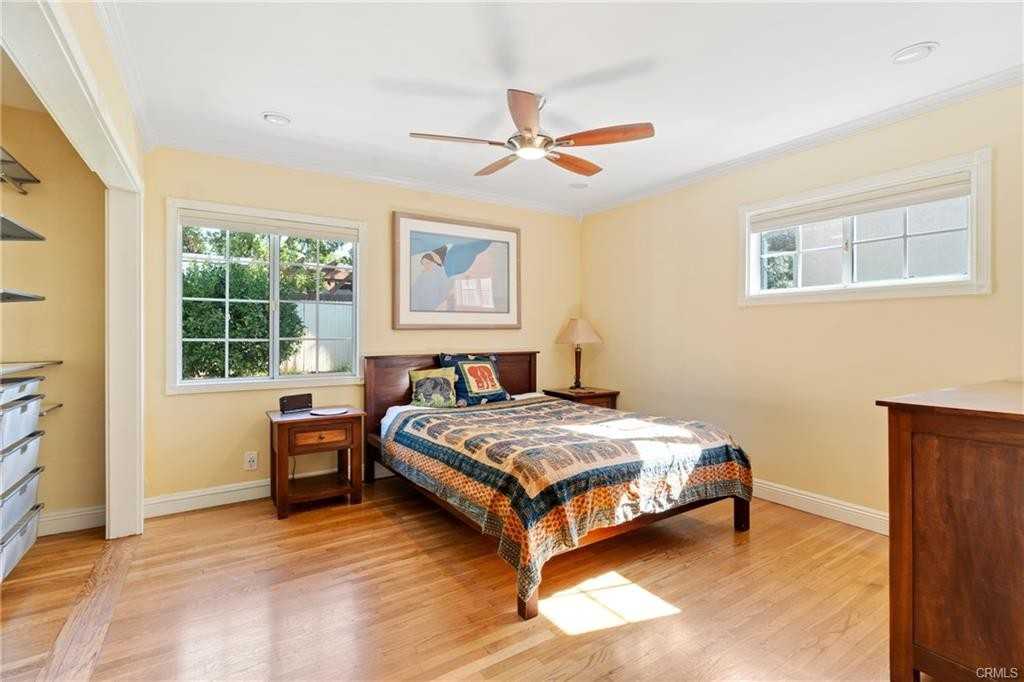 2508 Canyada Ave - Photo 3 of 8