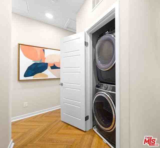 27056 Tanager Ln - Photo 2 of 8