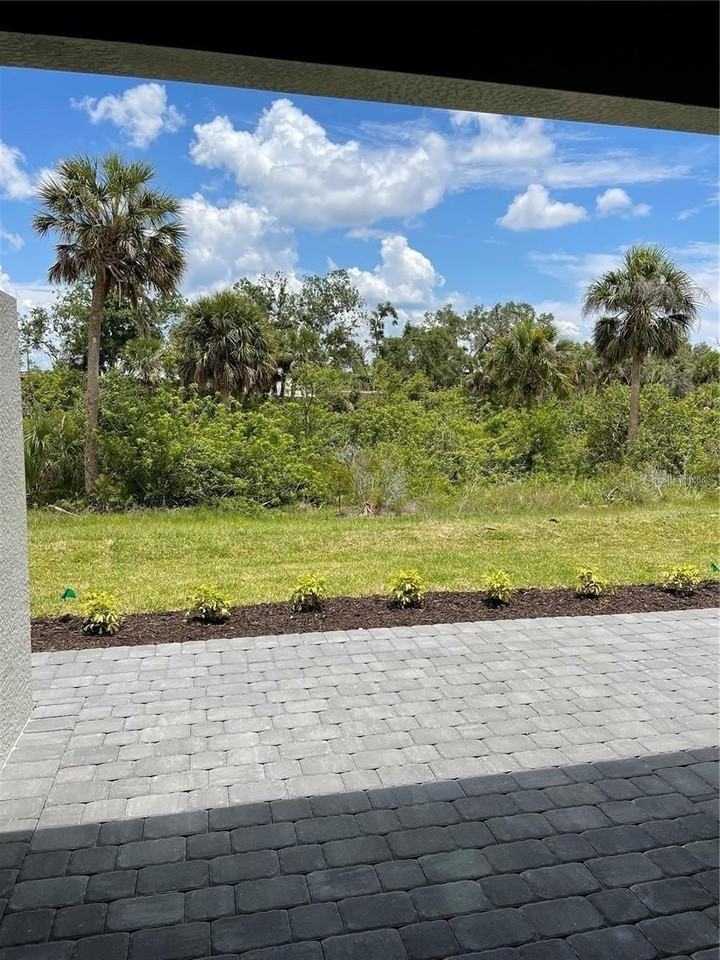 2128 Bonito Way - Photo 3 of 17