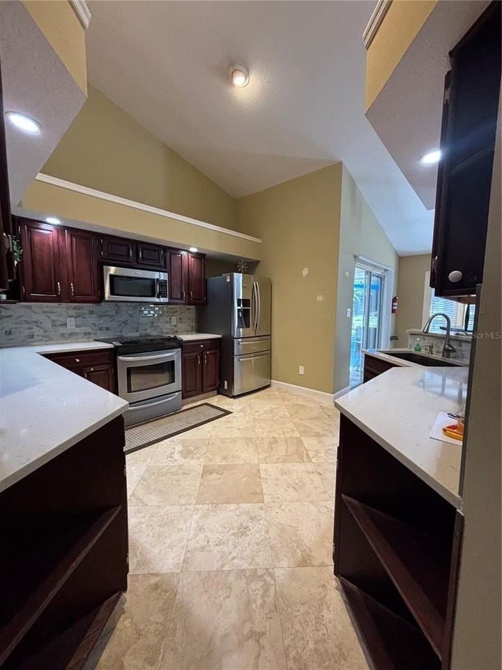 3511 Fox Lake Dr - Photo 7 of 25