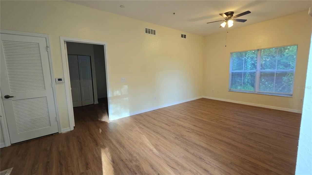 4005 Santa Maria Dr #107 - Photo 5 of 38