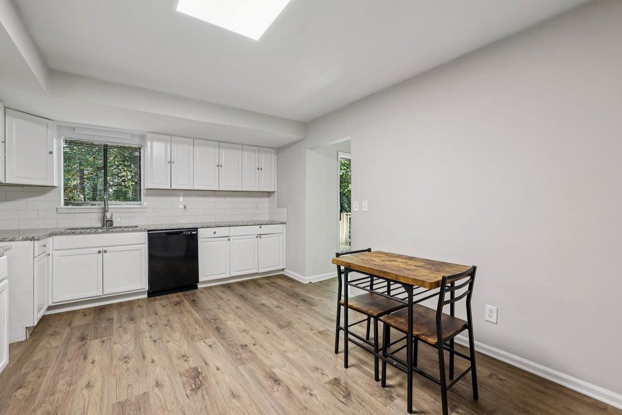 Country Downs Dr - Photo 3 of 13