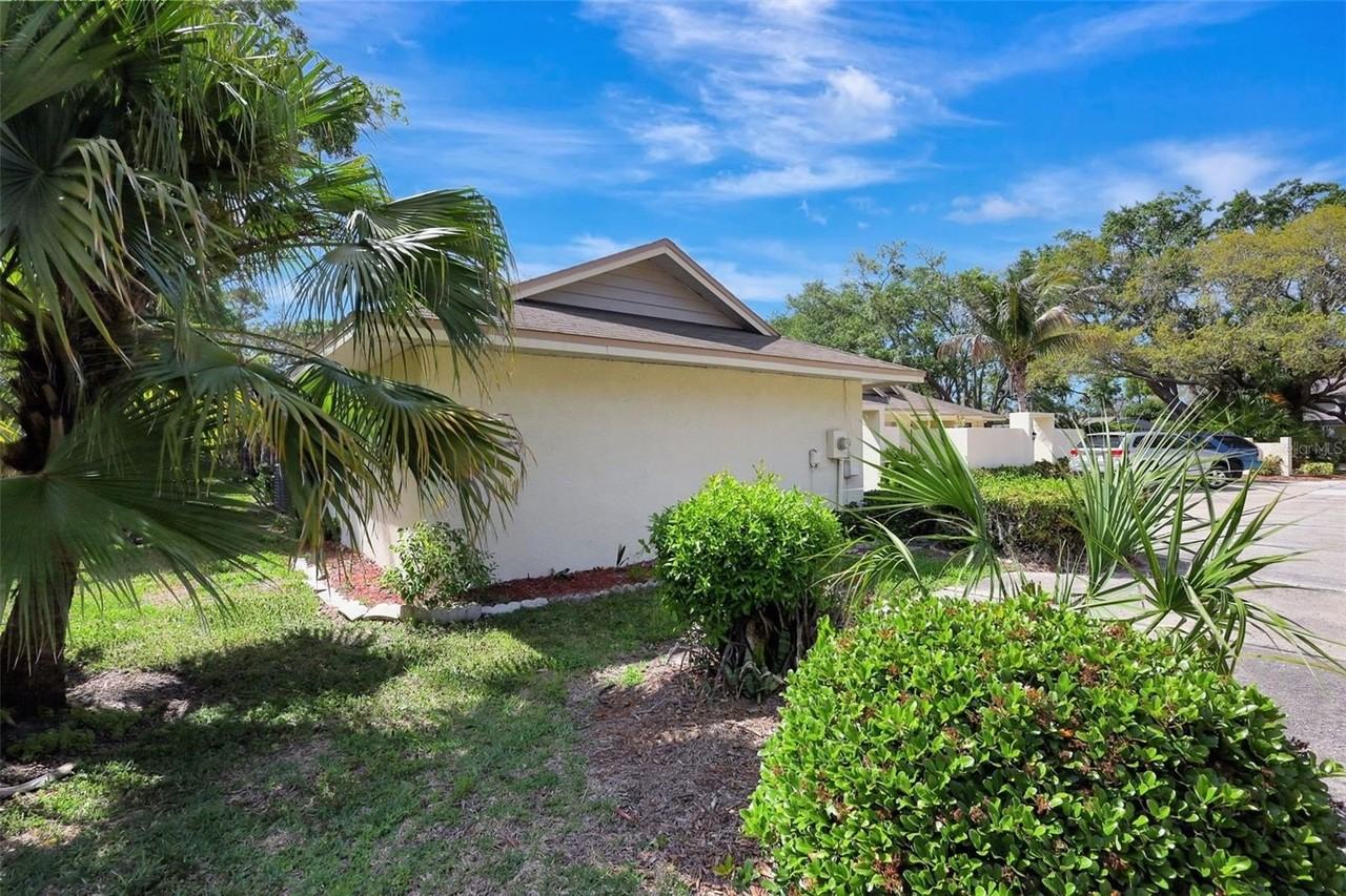 107 Parkside Colony Dr - Photo 3 of 38