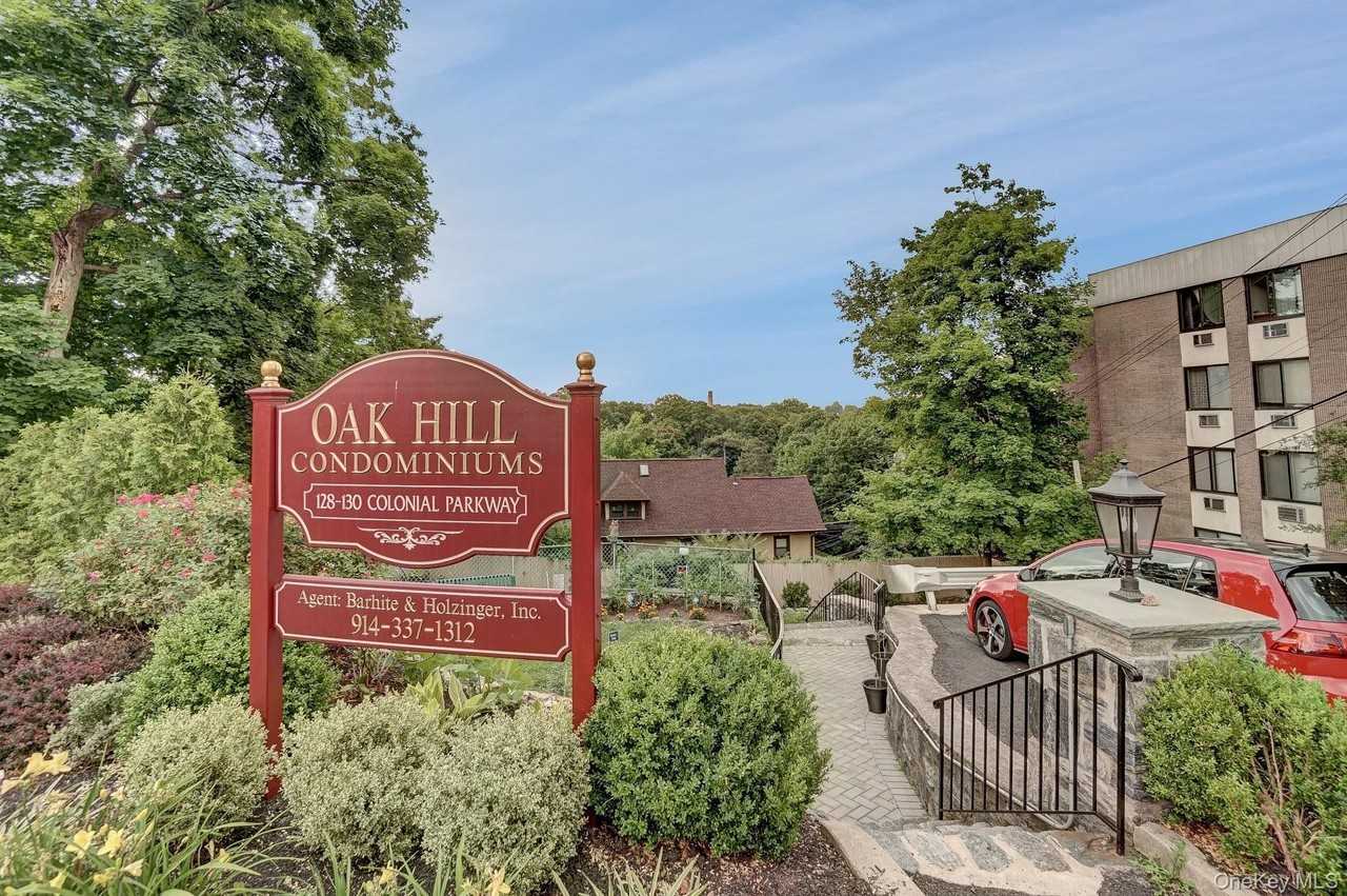 128 Colonial Pkwy #3E