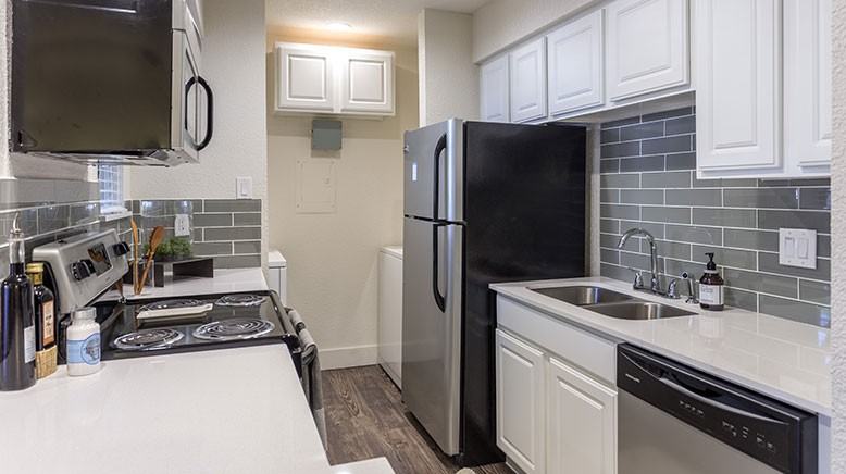 Victory Dr & Prather Ln #3719 - Photo 4 of 10