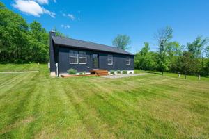 featured image of 18 Burnt Meadow Rd