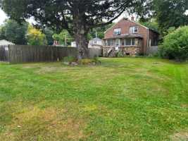 featured image of 27 Taft Ave