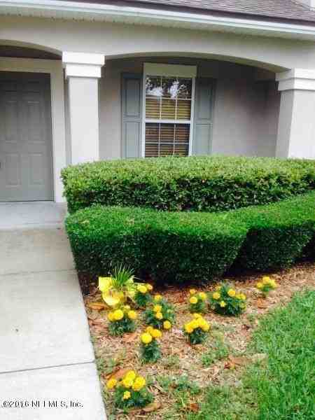 1816 Cross Pines Dr - Photo 2 of 13