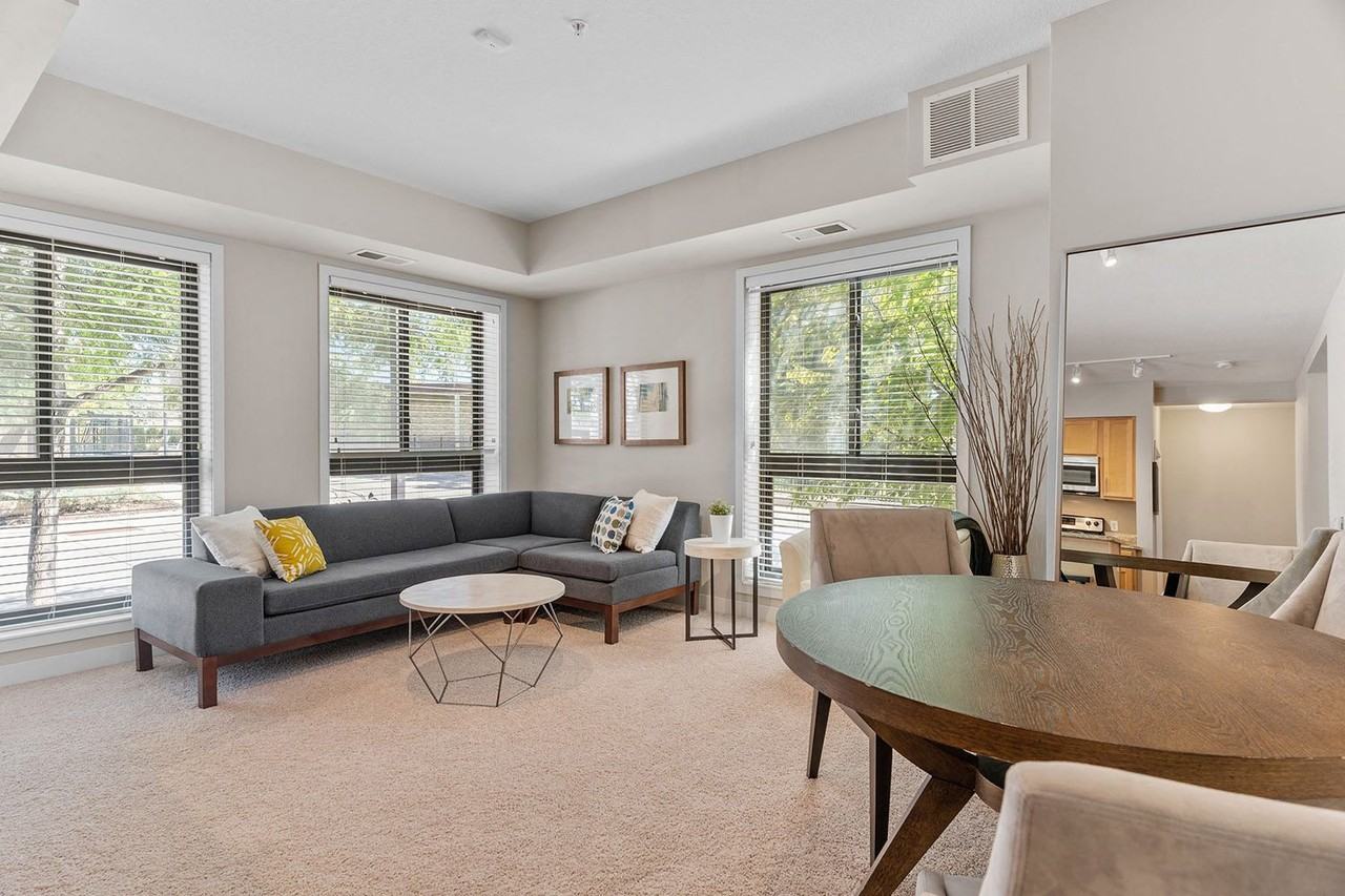 Genesee - Photo 3 of 29