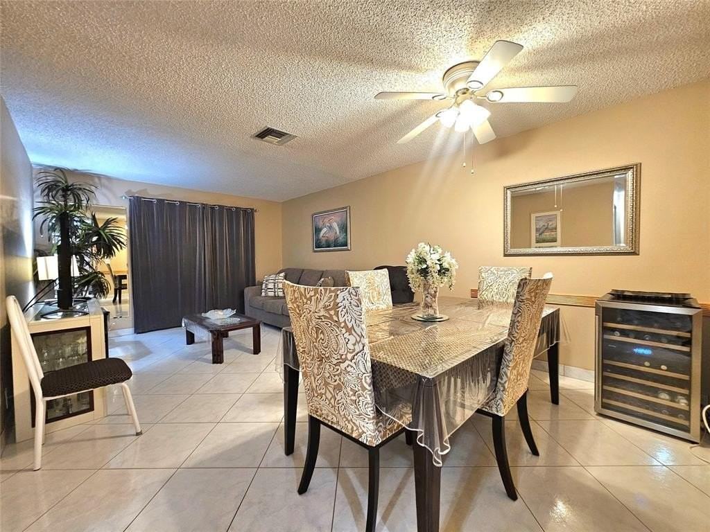 2141 Ne 1st Ct #201 - Photo 4 of 26