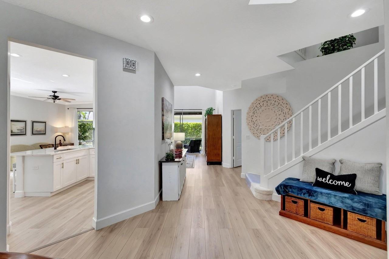 8316 Quail Meadow Way - Photo 3 of 30