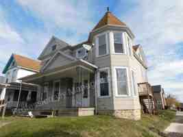 featured image of 302 N Western Ave