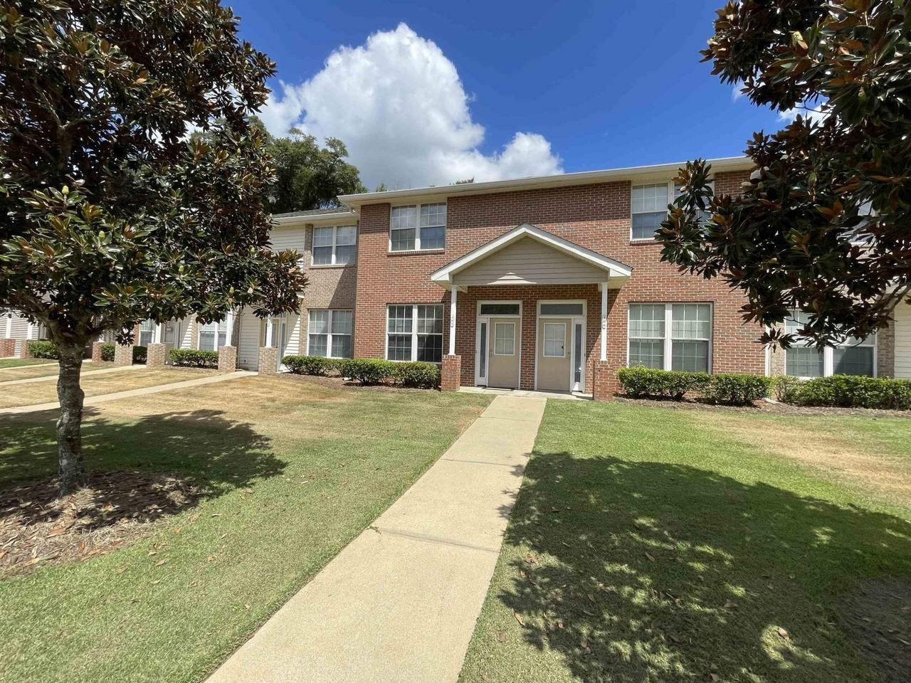 3400 Old Bainbridge Rd Apt 105 #105