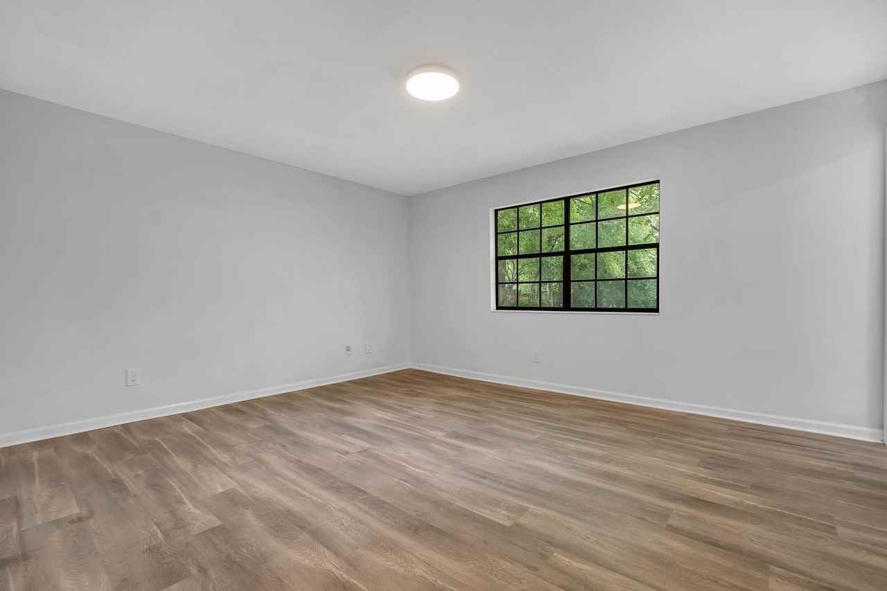 2267 Clara Kee Blvd - Photo 6 of 31