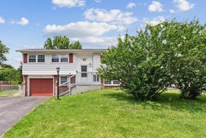 featured image of 4281 Polaris Crse