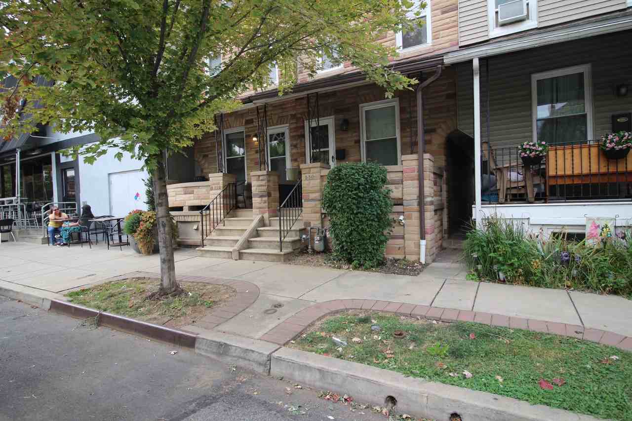 230 S 3rd Ave - Photo 5 of 20