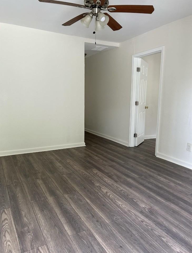 1397 Michigan St - Photo 3 of 6