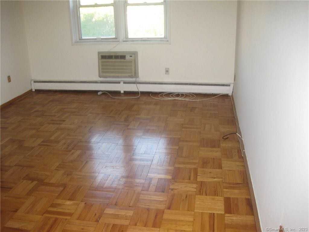 99 Prospect St ##6d - Photo 7 of 9