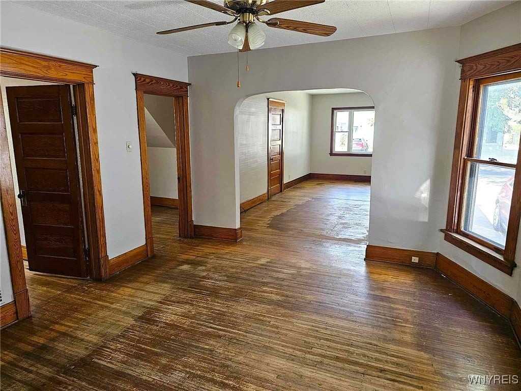 793 Tifft St - Photo 3 of 15