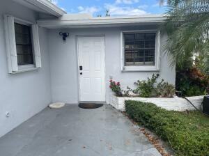 3610 Lloyd Drive - Photo 2 of 26