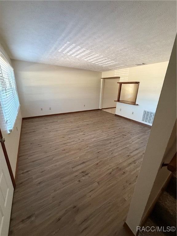 9474 W Green Bay Ln - Photo 2 of 19