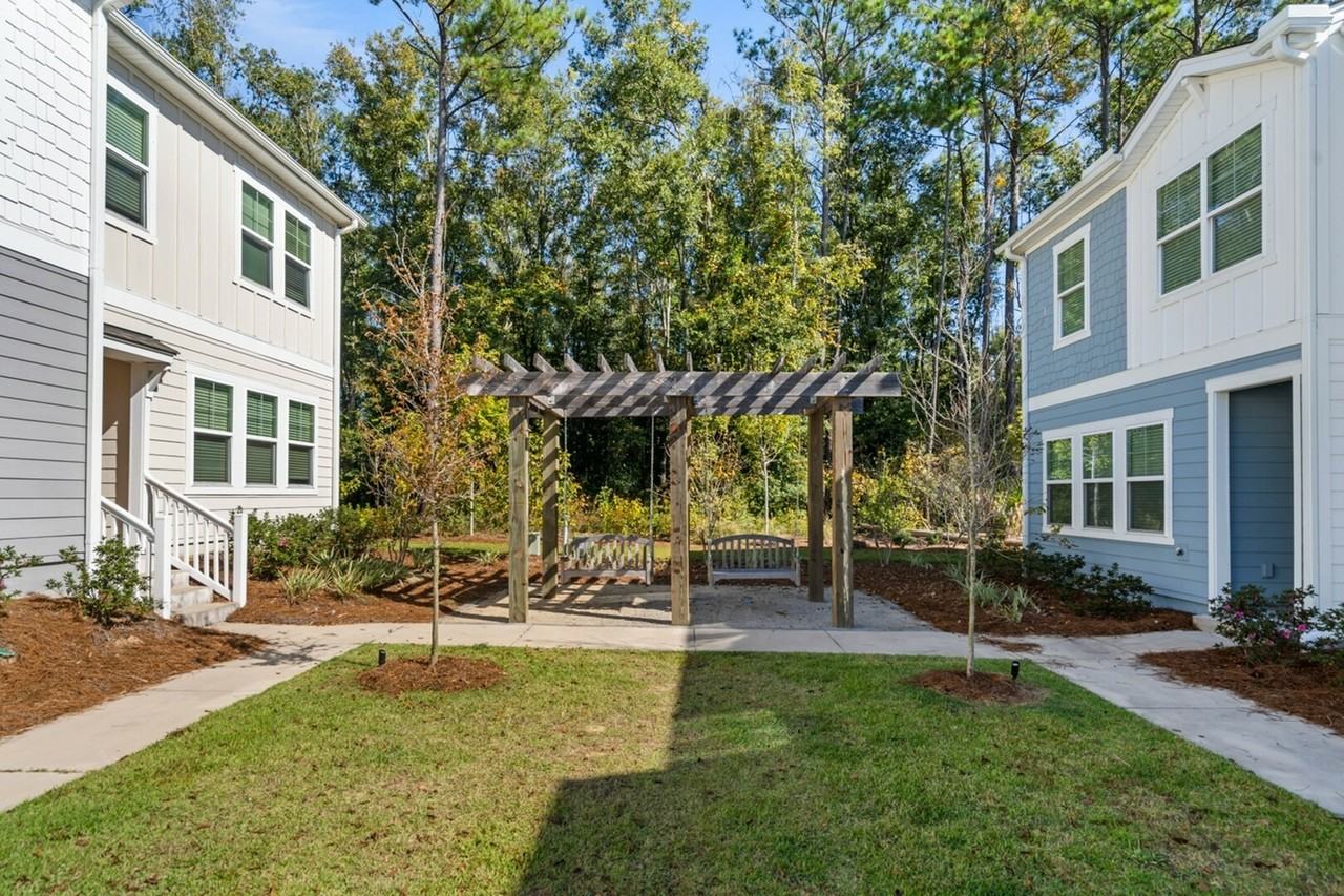 Covey Homes Clements Ferry - Photo 5 of 47
