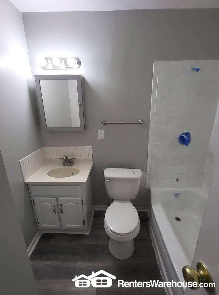 9307 Stark Avenue - Photo 5 of 15