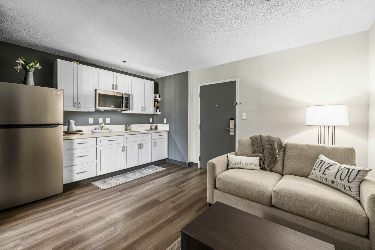 1105 Flats at North Hills - Photo 4 of 44