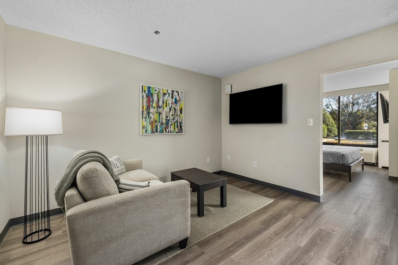 1105 Flats at North Hills - Photo 6 of 44