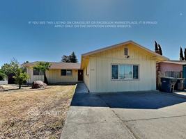 featured image of 2760 Orchid St