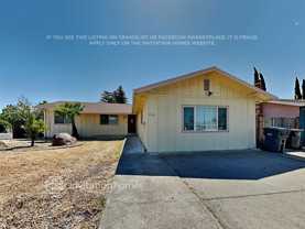 2760 Orchid St - Photo 1 of 1