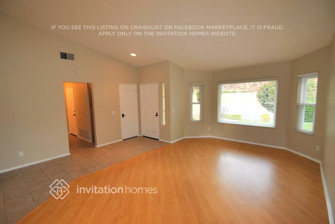 744 Morita Dr - Photo 2 of 11