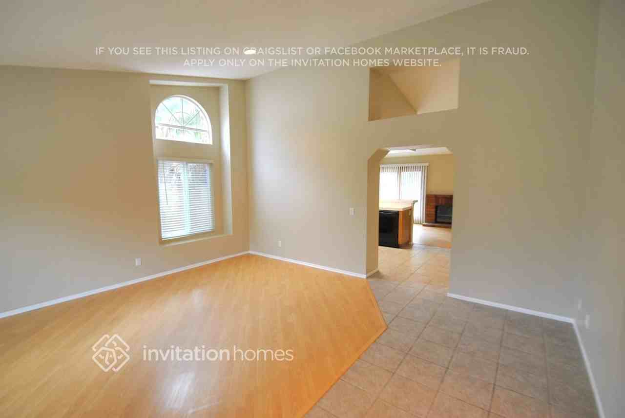 744 Morita Dr - Photo 3 of 11