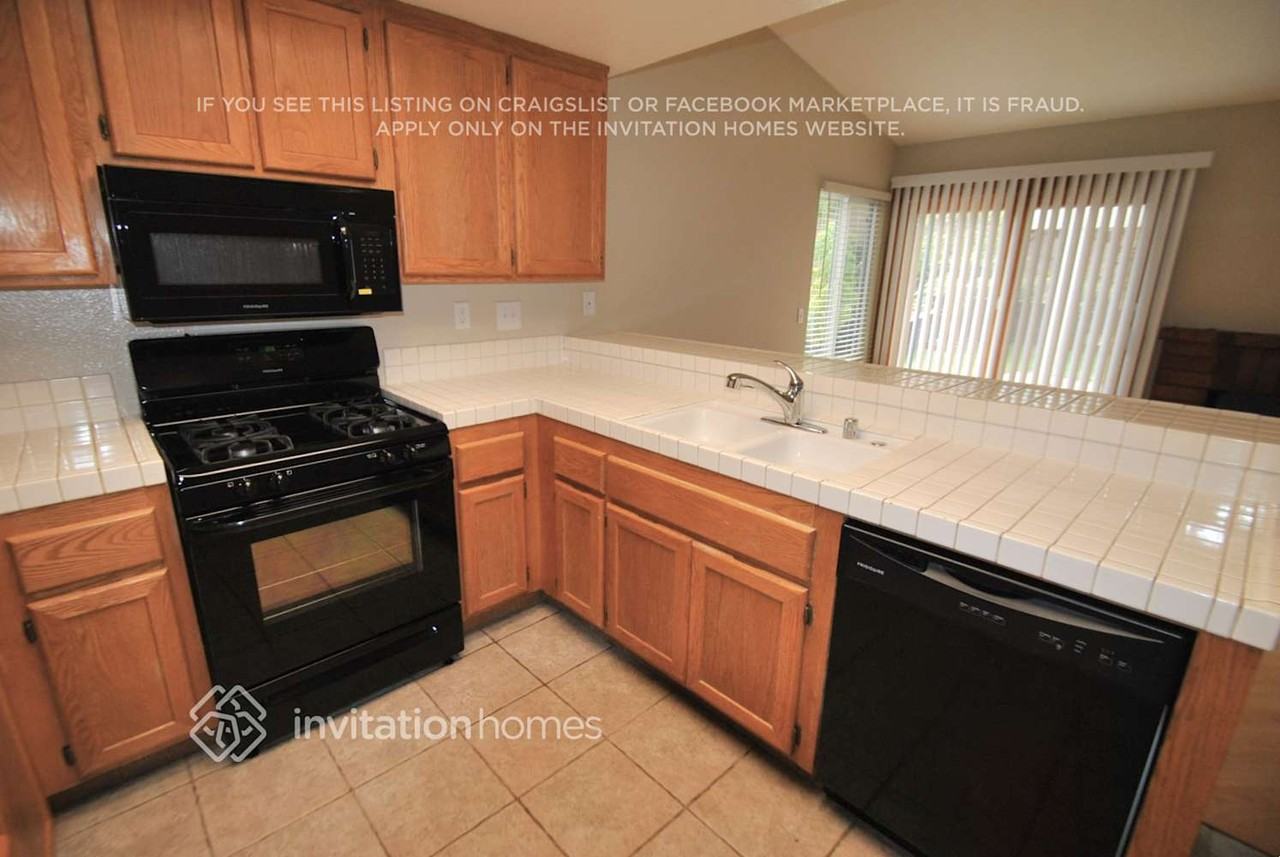 744 Morita Dr - Photo 6 of 11