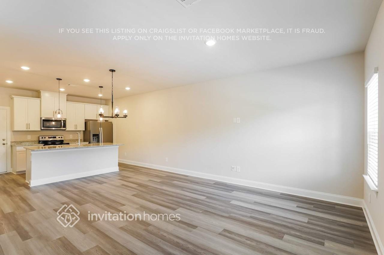 248 River Rock Dr - Photo 5 of 19