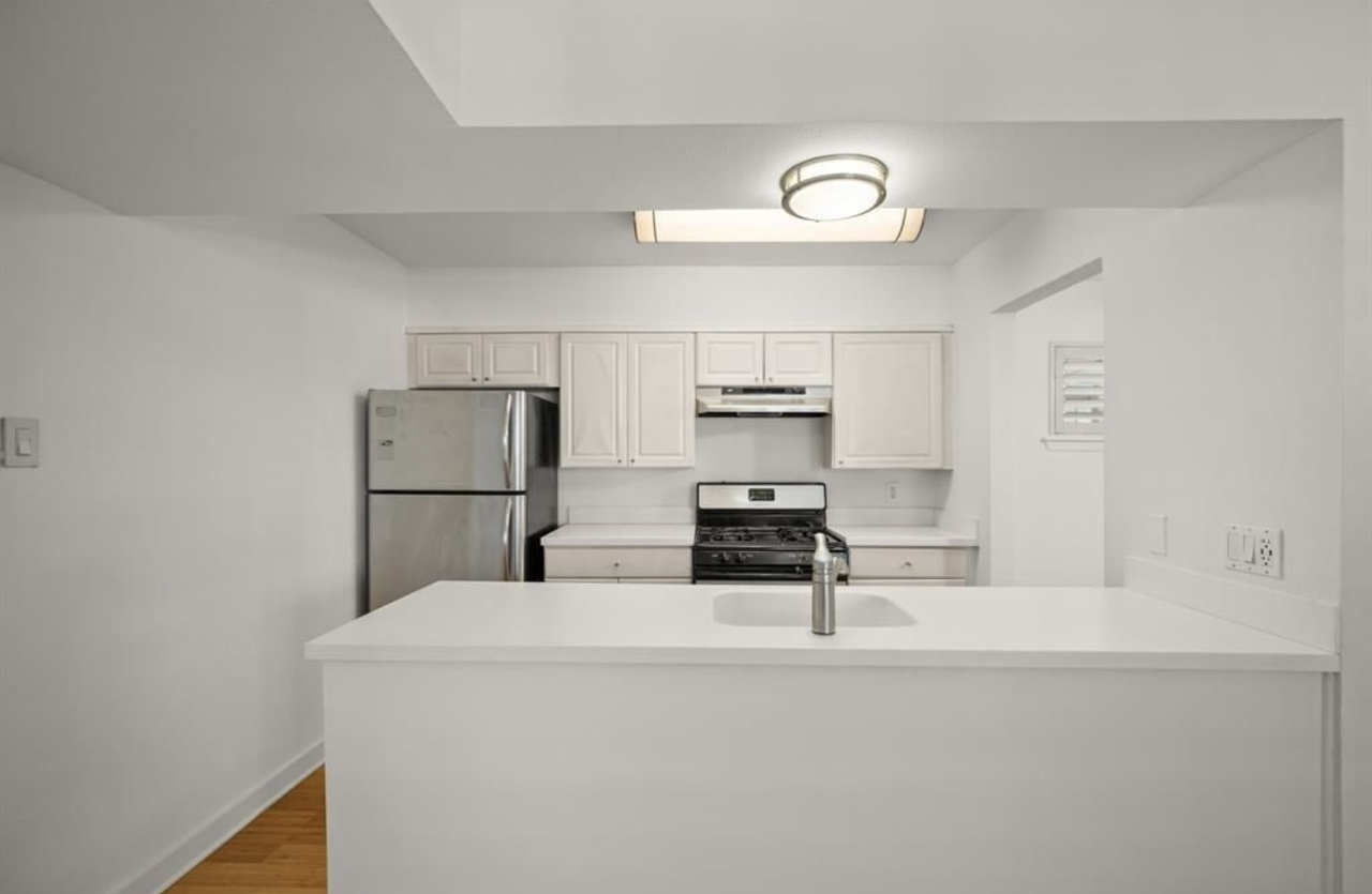 2303 E Side Dr #219 - Photo 7 of 15