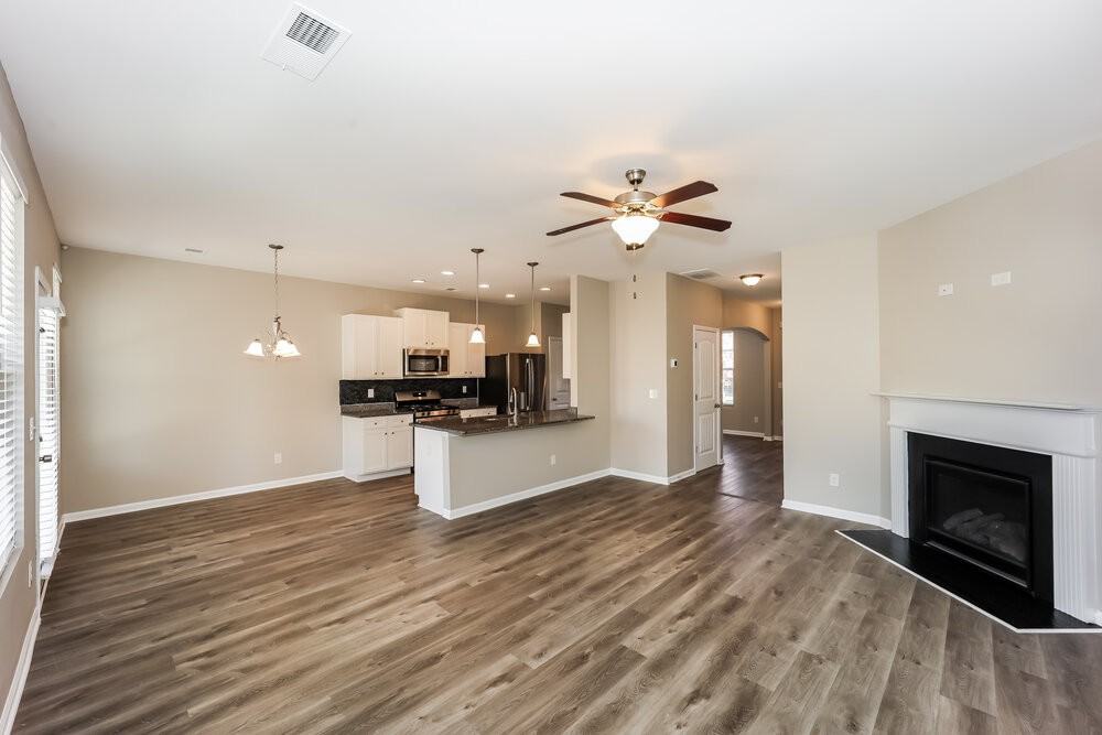 5845 Grande River Rd - Photo 6 of 17