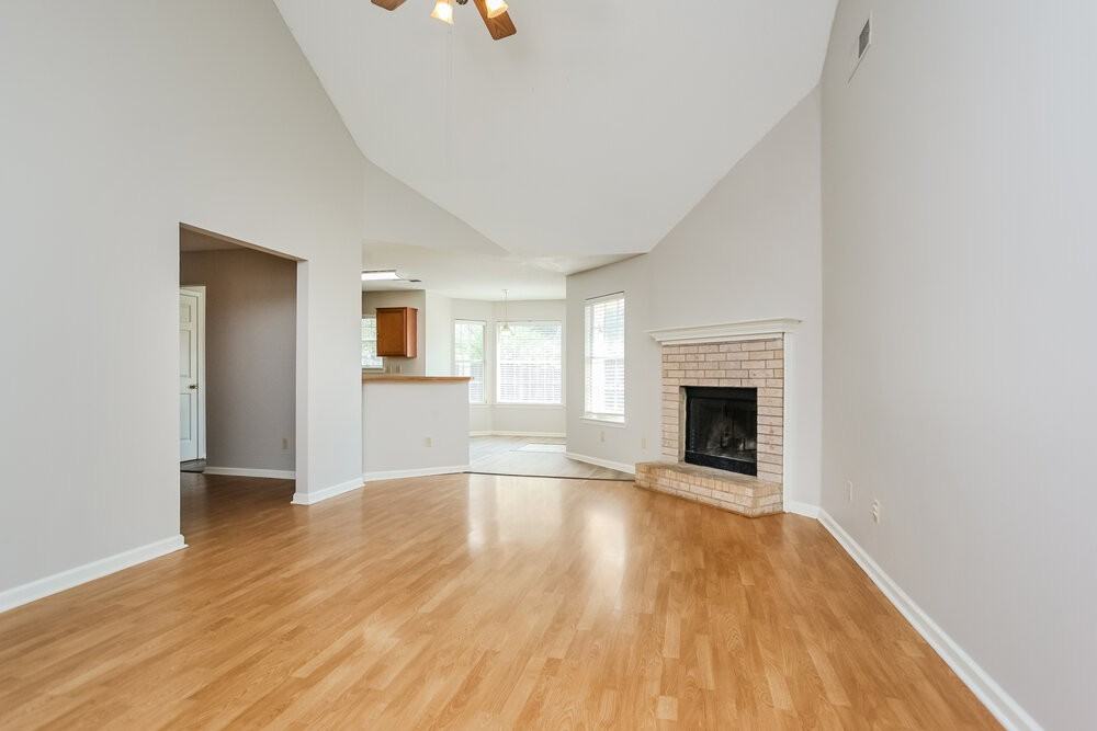 7117 Puddin Ln - Photo 3 of 16