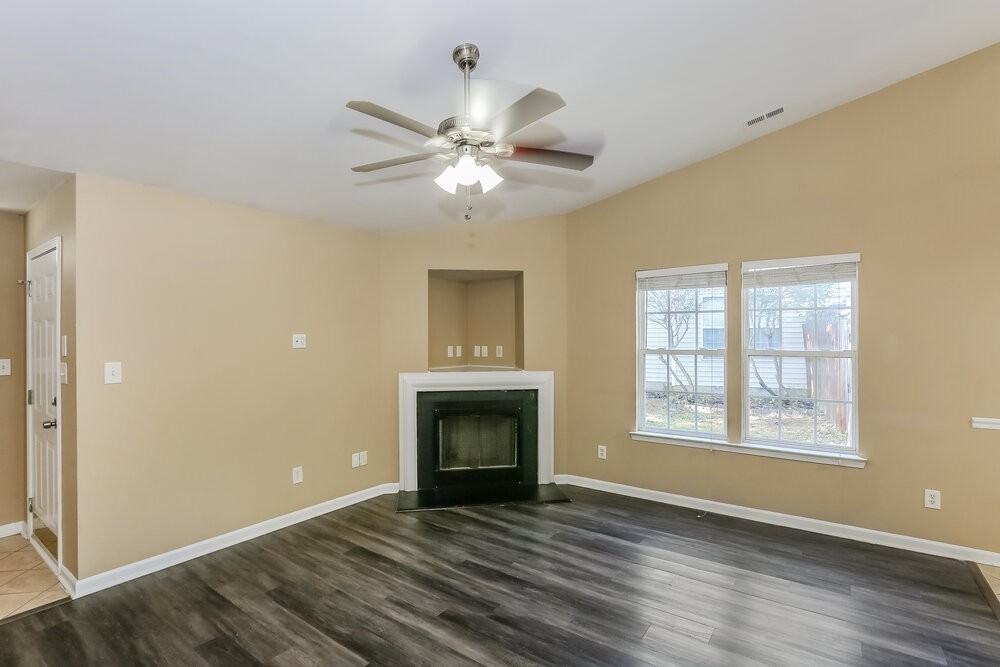 1563 Hollow Maple Dr - Photo 5 of 16